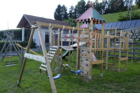 Spielplatz.jpg